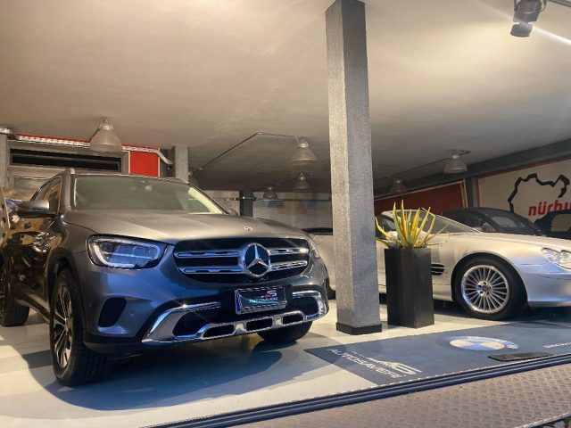 MERCEDES-BENZ GLC 300 de 4Matic EQ-Power Executive Immagine 1