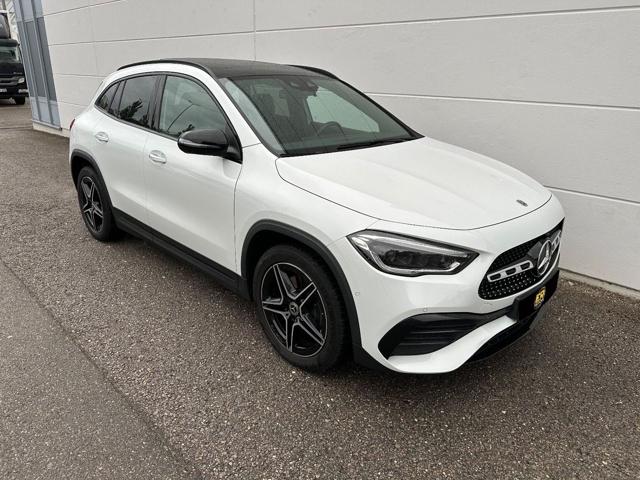 MERCEDES-BENZ GLA 180 d Premium AMG-LINE *Tetto *Full Opt. Immagine 2