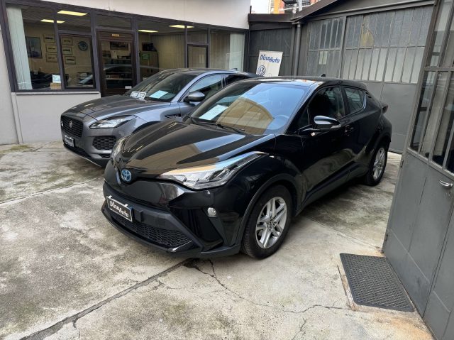 TOYOTA C-HR C-HR 1.8h Active e-cvt Immagine 0