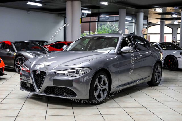 ALFA ROMEO Giulia CERCHIO 18''|CRONOLOGIA SERVICE|UFFICIALE ITALIA Immagine 2