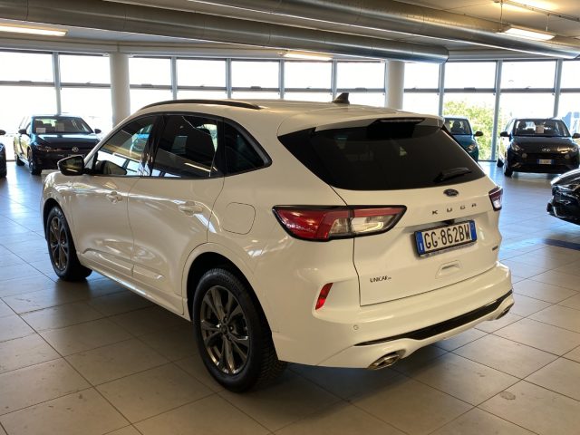 FORD Kuga 2.5 FULL HYBRID ST-LINE 190CV 2WD Immagine 4