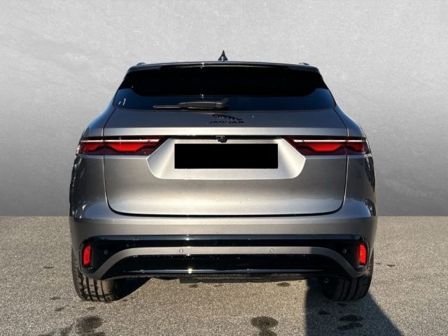 JAGUAR F-Pace 2.0 D 204 CV AWD aut. R-Dynamic SE Immagine 3