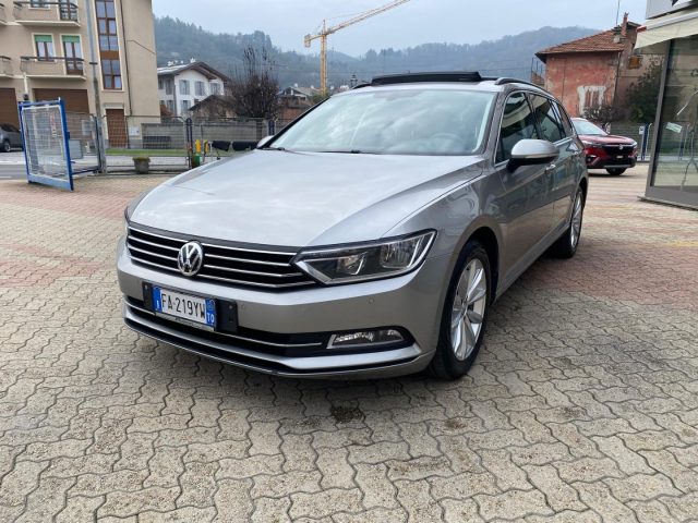 VOLKSWAGEN Passat 2.0 TDI Highline 150CV DSG *Tetto*SediliRisc.*Navi Immagine 1