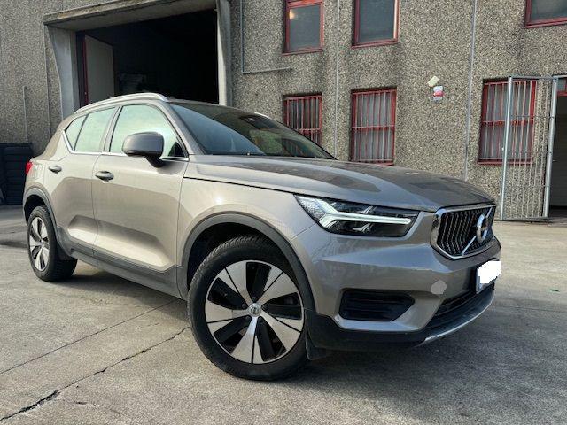 VOLVO XC40 T4 Recharge Plug-in Hybrid Inscription Expression Immagine 0