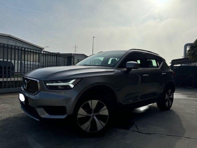 VOLVO XC40 T4 Recharge Plug-in Hybrid Inscription Expression Immagine 2