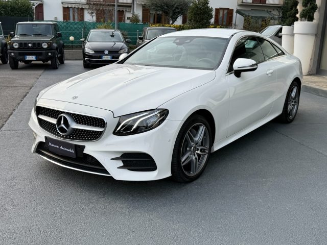 MERCEDES-BENZ E 220 d 4Matic Premium UNICO PROPRIETARIO Immagine 2