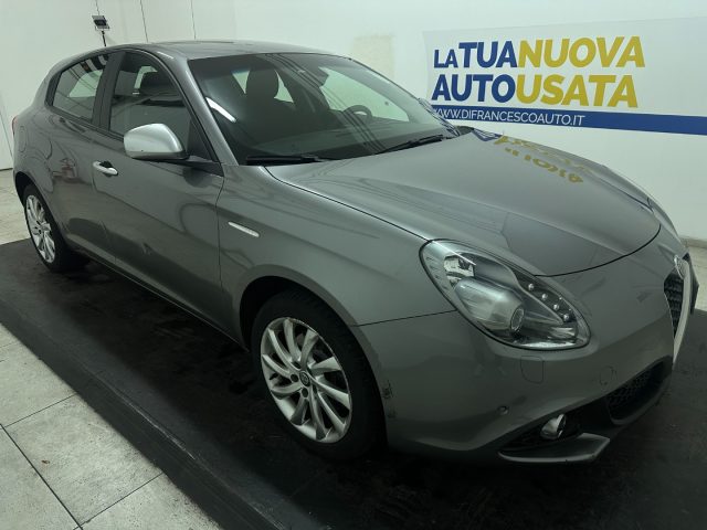 ALFA ROMEO Giulietta 2.0 jtdm Super 150cv Immagine 4