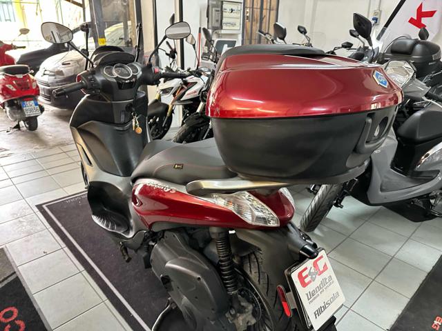 PIAGGIO Beverly 300 i.e. BEVERLY S Immagine 3