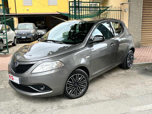 LANCIA Ypsilon 1.0 Hybrid Gold NESSUN VINCOLO DI FINANZIAMEN Immagine 1