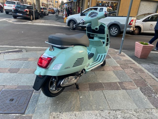 PIAGGIO Vespa GTS 300 Super Nuova my 2023 Immagine 3