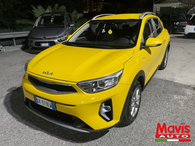 KIA Stonic 1.2 DPI Urban Immagine 2