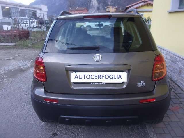 FIAT Sedici 1.6 16v Dynamic 4x4 120cv-SOLO 78.000 km !!! Immagine 3