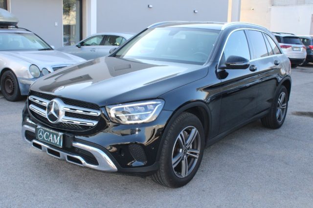 MERCEDES-BENZ GLC 220 d 4Matic Sport Immagine 3