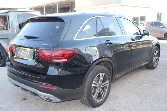 MERCEDES-BENZ GLC 220 d 4Matic Sport Immagine 1