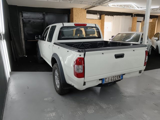 ISUZU D-Max 2.5 TD cat Crew Cab 4WD Pick-up L Immagine 3