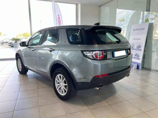 LAND ROVER Discovery 2.0 150cv Pure 4 Awd Immagine 2