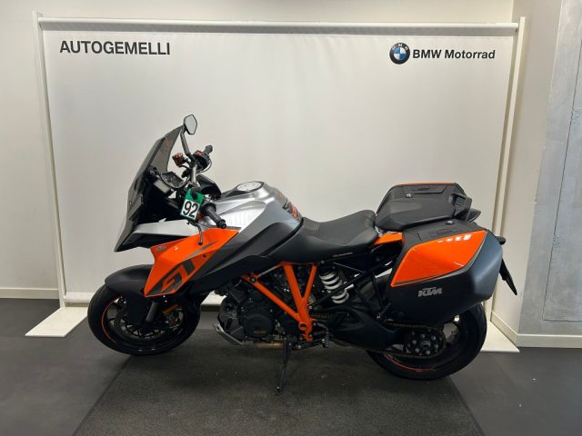 KTM 1290 Super Duke KTM 1290 DUSPER DUKE GT - VALIGIE LATERALI Immagine 0