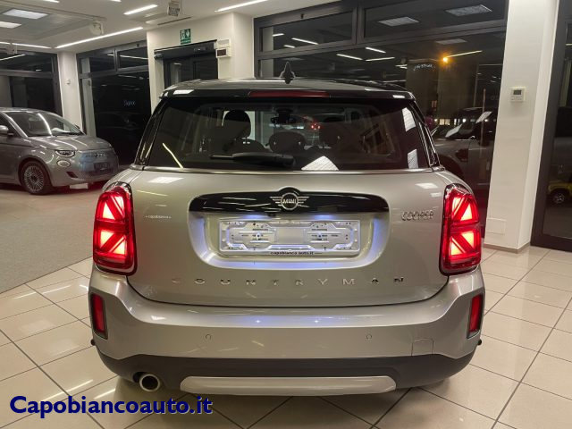 MINI Countryman 1.5 Cooper Classic+LED+NAVI+TELECAMERA+AUTOM Immagine 2