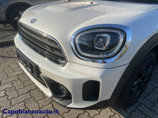 MINI Countryman 1.5 Cooper Classic+LED+NAVI+TELECAMERA+AUTOM Immagine 3