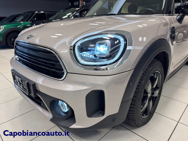 MINI Countryman 1.5 Cooper Classic+LED+NAVI+TELECAMERA+AUTOM Immagine 3