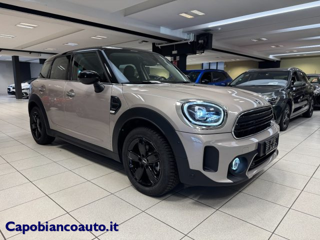 MINI Countryman 1.5 Cooper Classic+LED+NAVI+TELECAMERA+AUTOM Immagine 2