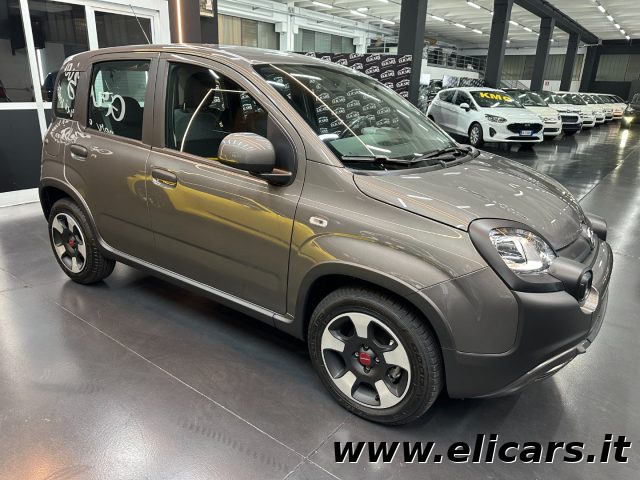 FIAT Panda 1.0 FireFly S&S Hybrid City Cross Immagine 0