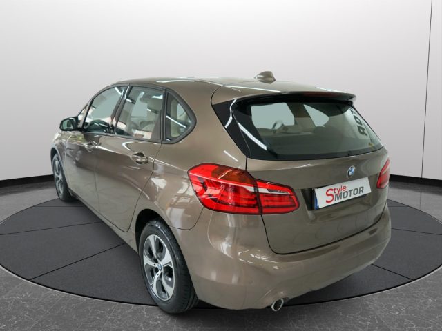 BMW 216 d Active Tourer Advantage Italiana Ufficiale Immagine 2