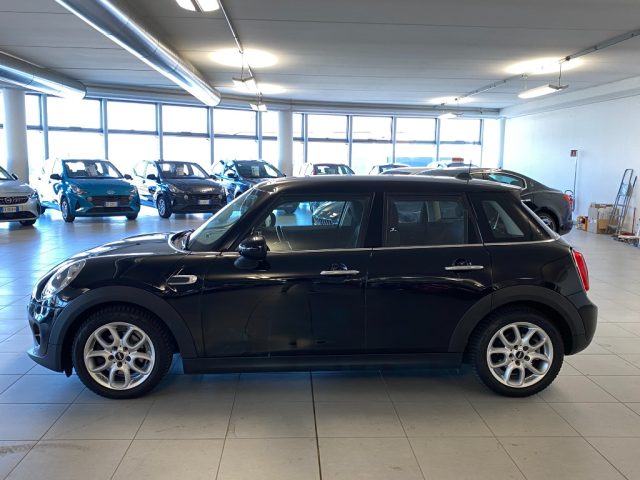 MINI Cooper D 1.500 DIESEL 116 CV CAMBIO AUTOMATICO Immagine 3