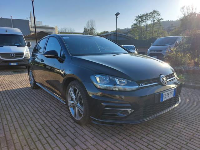 VOLKSWAGEN Golf 1.4 TSI 125 CV 5p. R LINE Immagine 1