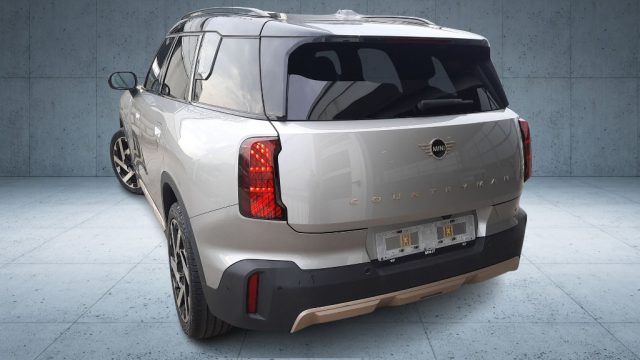 MINI Mini C Favoured Countryman Aut. Immagine 1