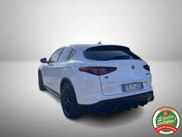 ALFA ROMEO Stelvio 2.2 Turbodiesel 180 CV AT8 RWD Executive Immagine 3