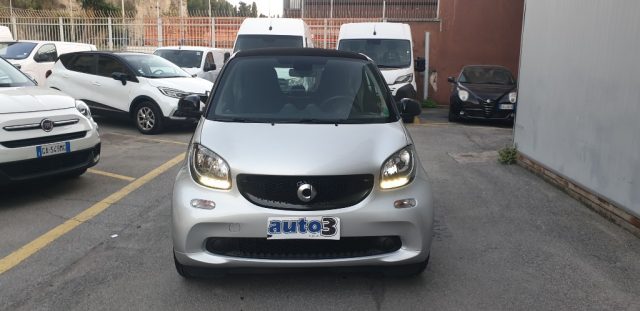 SMART ForTwo 70 1.0 twinamic Passion Immagine 0