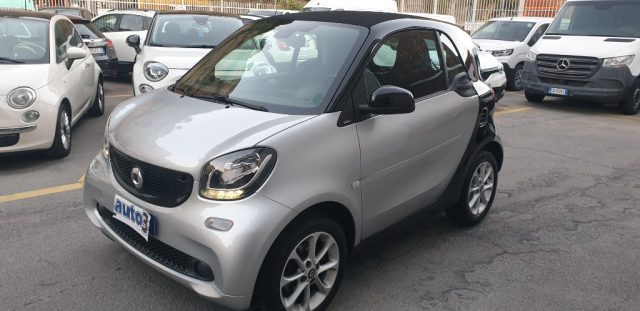 SMART ForTwo 70 1.0 twinamic Passion Immagine 1