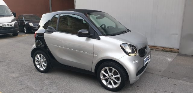 SMART ForTwo 70 1.0 twinamic Passion Immagine 2