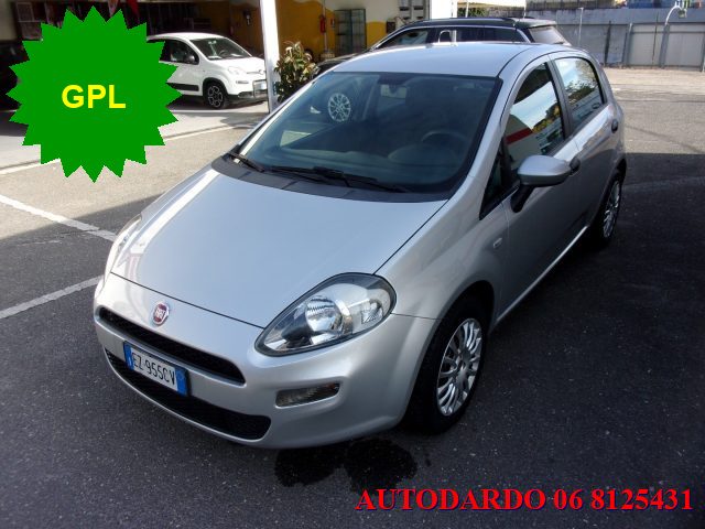 FIAT Punto 1.4 8V 5 porte Easypower Lounge Immagine 2