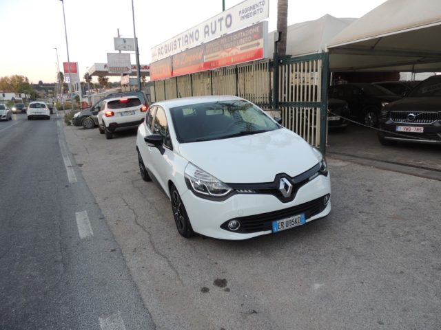 RENAULT Clio 1.2 75CV 5 porte Live Immagine 3