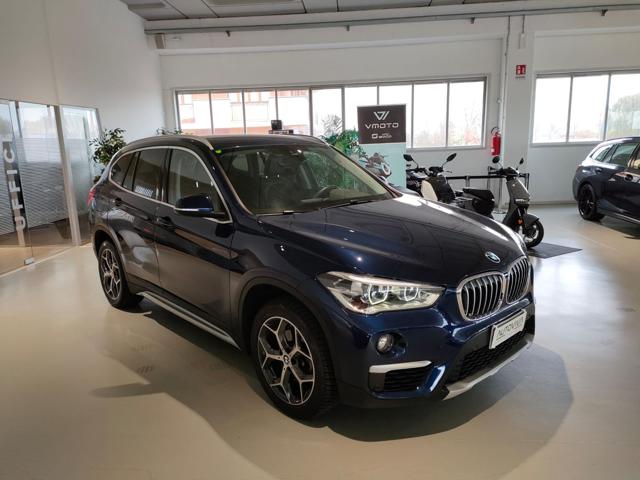 BMW X1 sDrive18d xLine Immagine 2