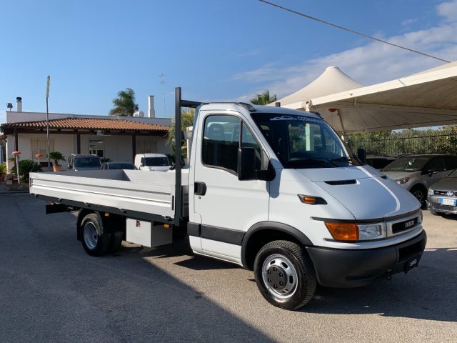 IVECO Daily 35C10 2.3HpiTDI Cas.Fisso 90000 km!!! Immagine 0