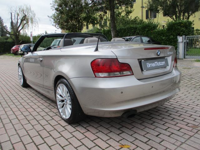 BMW 120 d Cabrio Futura Auto - Xeno/Pdc/17" Immagine 3