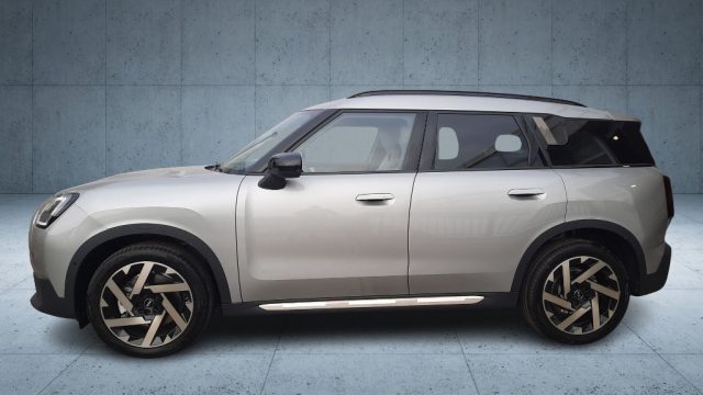 MINI Mini C Favoured Countryman Immagine 1