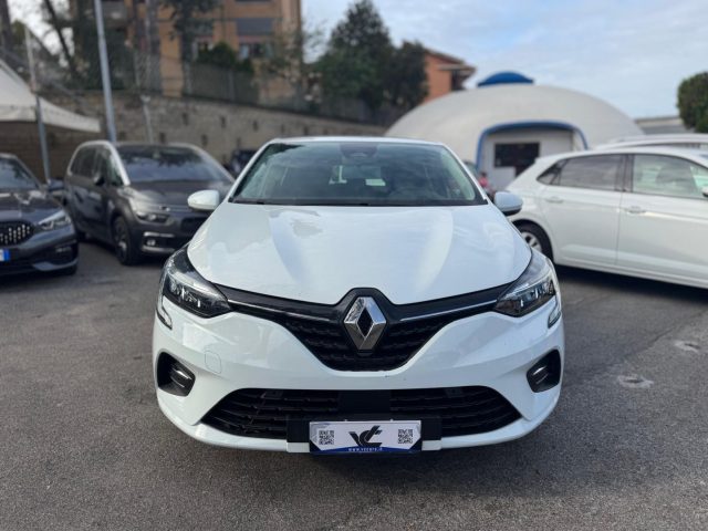 RENAULT Clio Full Hybrid E-Tech 140 CV 5 porte *NEOPATENTATI* Immagine 1