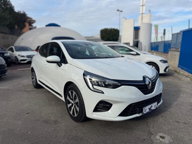 RENAULT Clio Full Hybrid E-Tech 140 CV 5 porte *NEOPATENTATI* Immagine 2