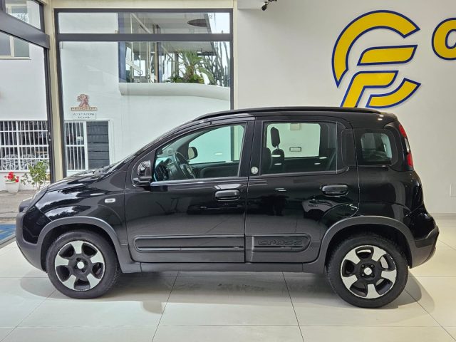 FIAT Panda 1.0 FireFly S&S Hybrid cross Launch Edition da?119 Immagine 1