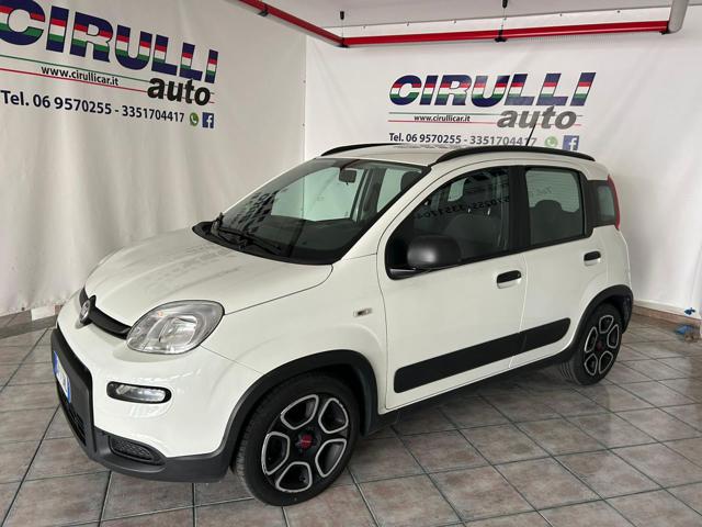 FIAT Panda 1.0 FireFly S&S Hybrid City Life Immagine 1