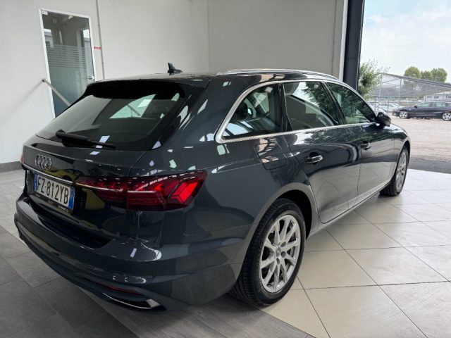 AUDI A4 Avant 35 TDI/163 CV S tronic Business MHEV Immagine 4