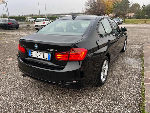 BMW 320 d xDrive Immagine 3