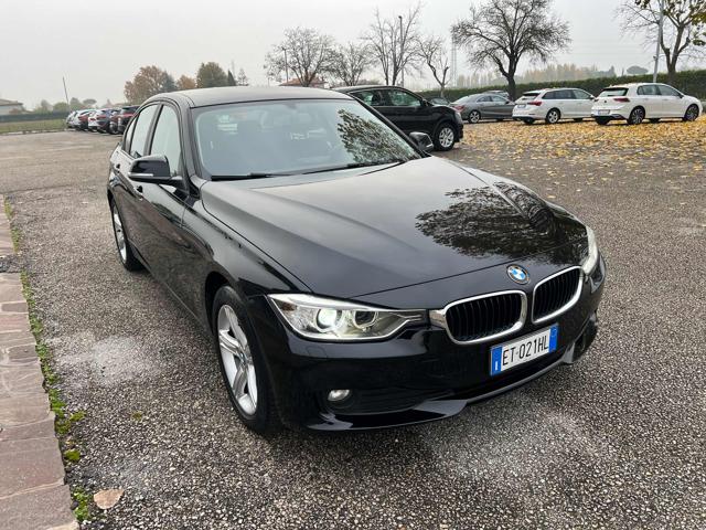 BMW 320 d xDrive Immagine 1