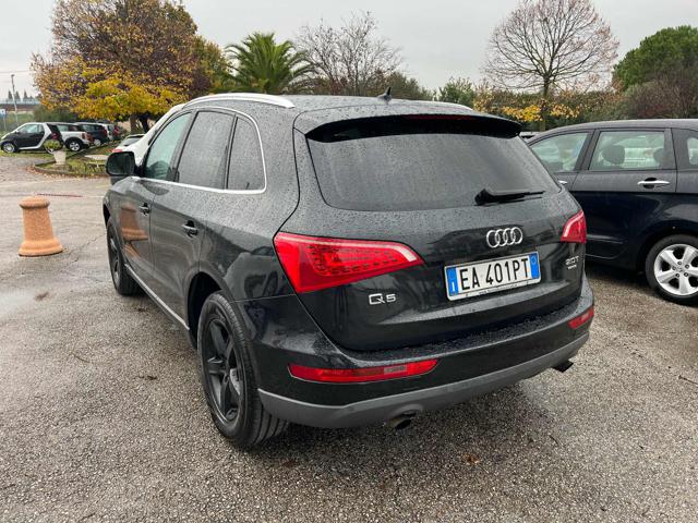 AUDI Q5 2.0 TFSI 211 CV quattro S tronic SOLO COMMERC Immagine 4