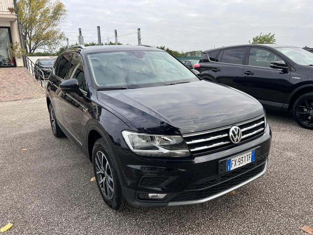 VOLKSWAGEN Tiguan Allspace 2.0 TDI SCR DSG Business BMT Immagine 1