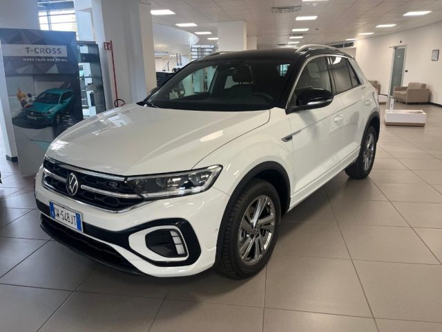 VOLKSWAGEN T-Roc 1.5 TSI ACT R-Line KM 0 Immagine 0